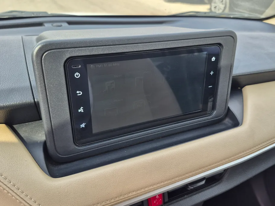 2023 Toyota Yaris  Y 