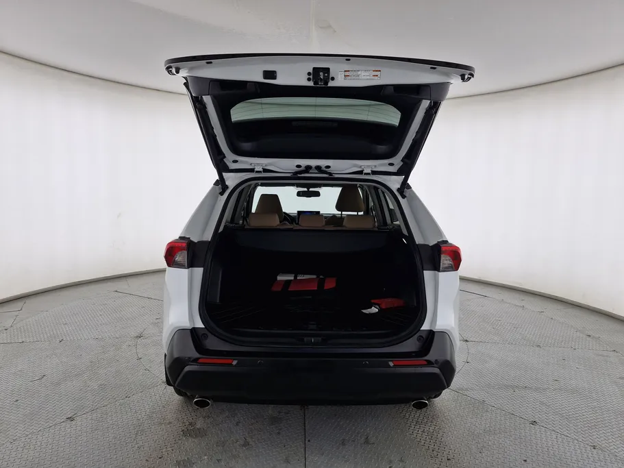 تويوتا راف فور XLE 2024 