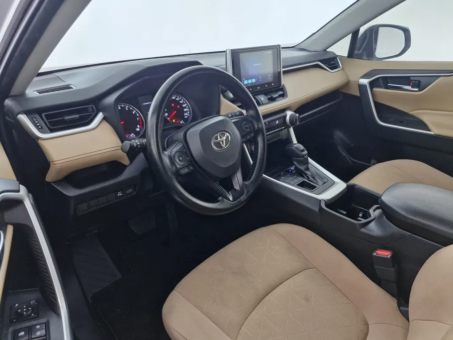 تويوتا راف فور XLE 2024 