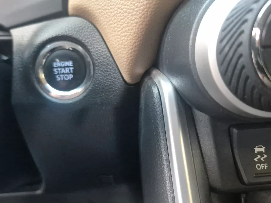 تويوتا راف فور XLE 2024 