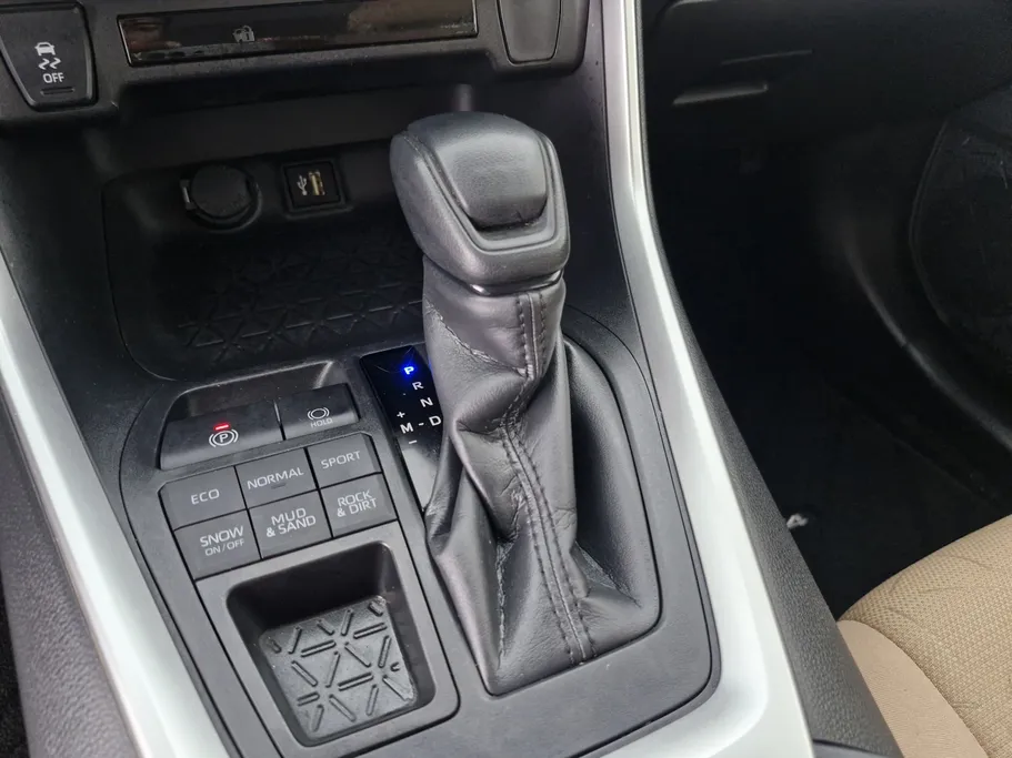 تويوتا راف فور XLE 2024 