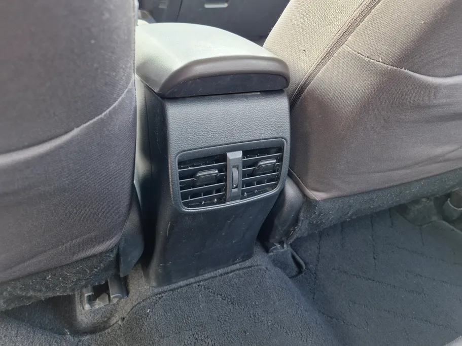 تويوتا كورولا XLI 2022 