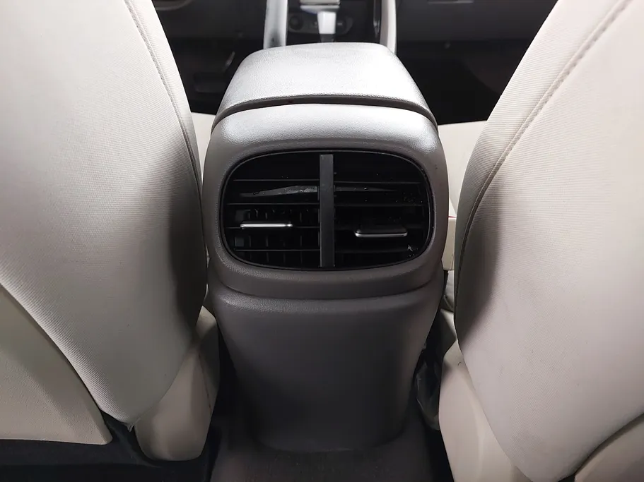 2023 Hyundai Elantra Fleet 