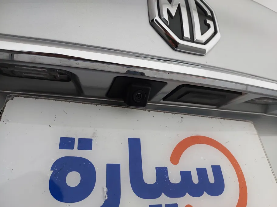 2023 MG 5 COM 