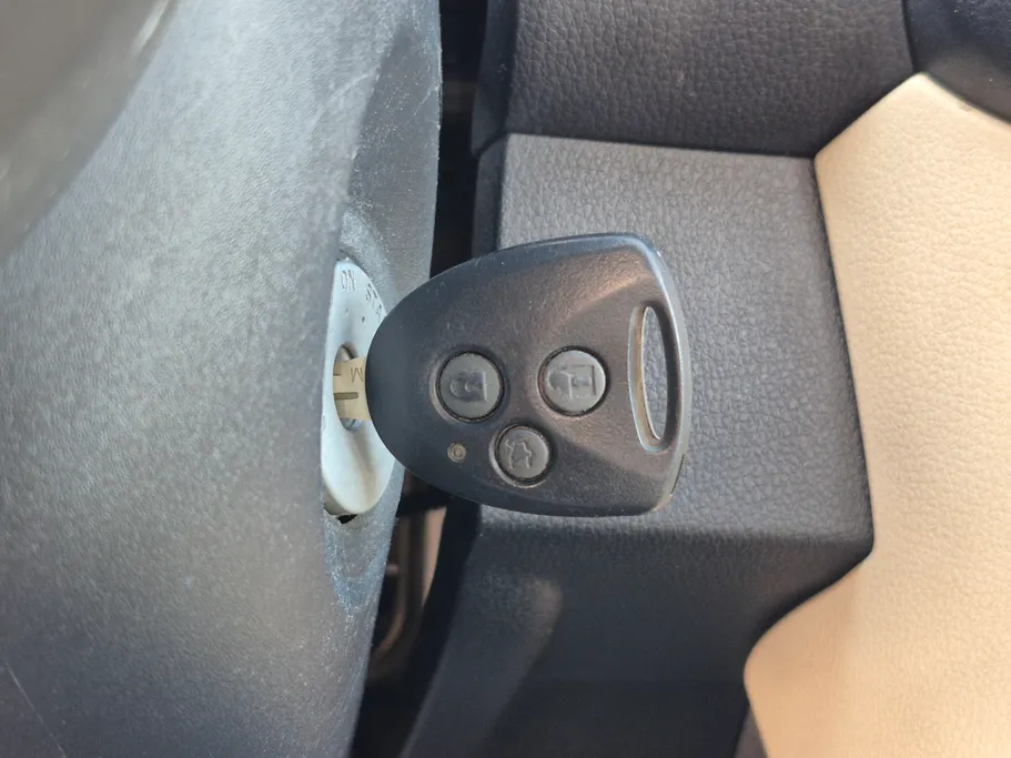 تويوتا يارس Y 2023 