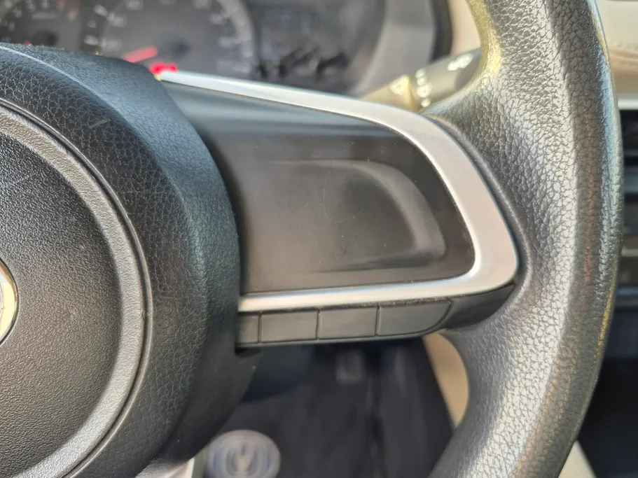 تويوتا يارس Y 2023 