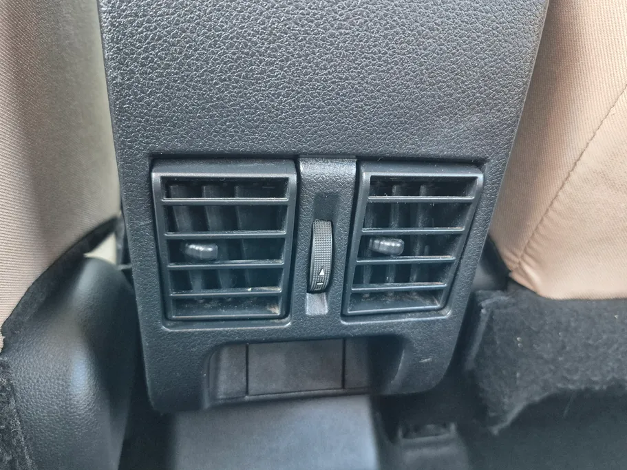 تويوتا يارس Y 2023 