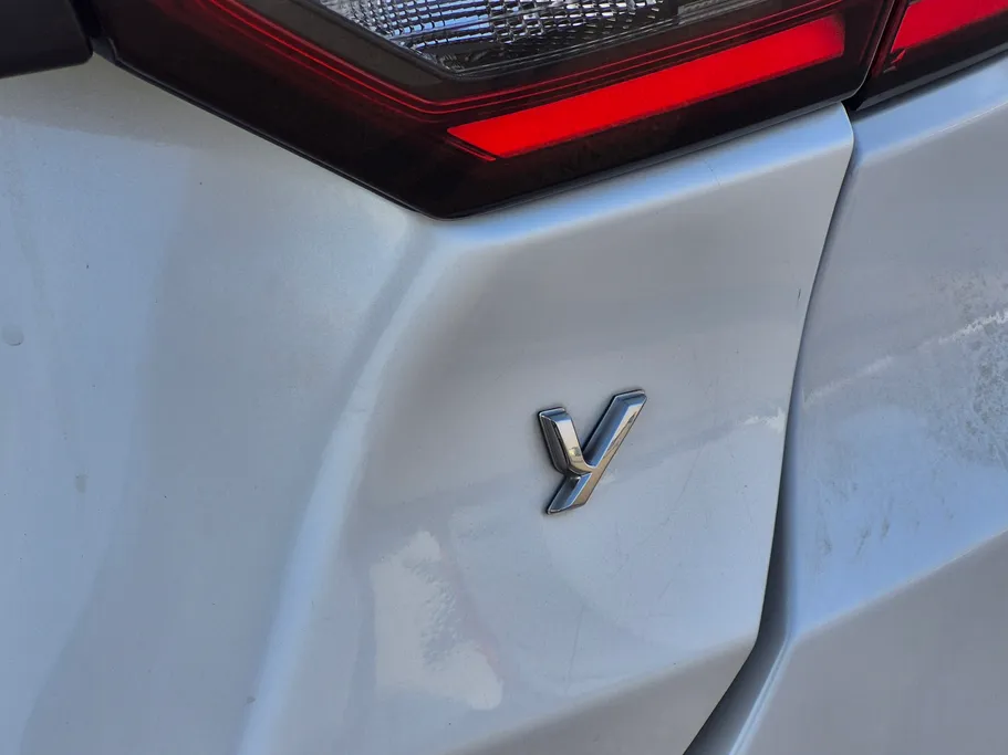 تويوتا يارس Y 2023 