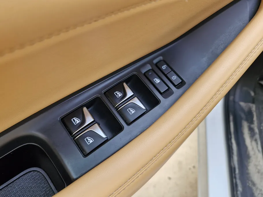 شانجان يوني كي Elite 2023 