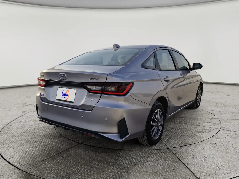 تويوتا يارس Y 2023 