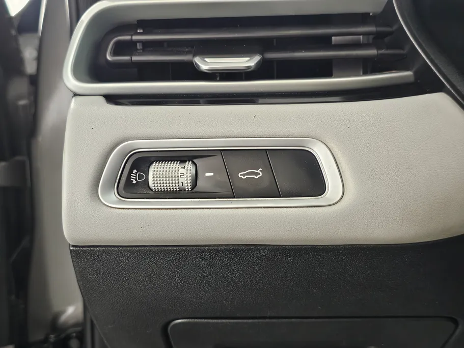 2023 Geely Emgrand GF 