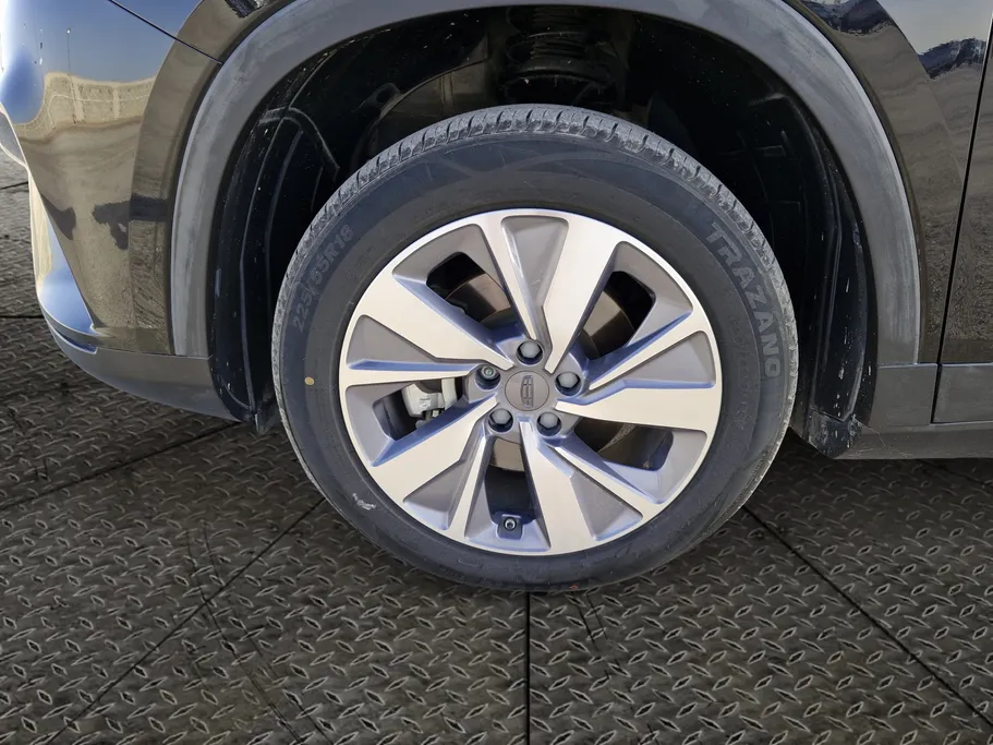 2022 Geely Okavango Full 