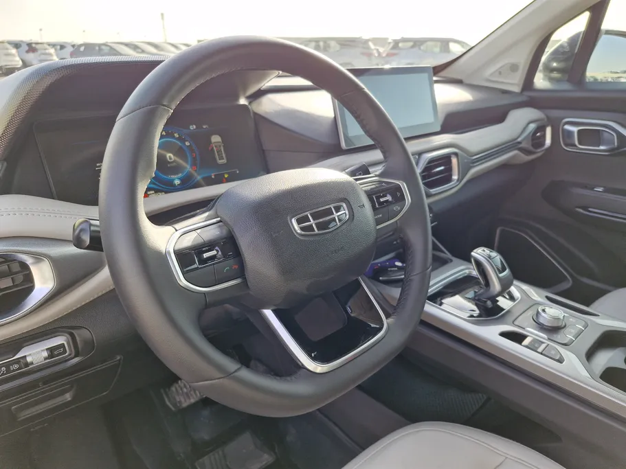 2022 Geely Okavango Full 