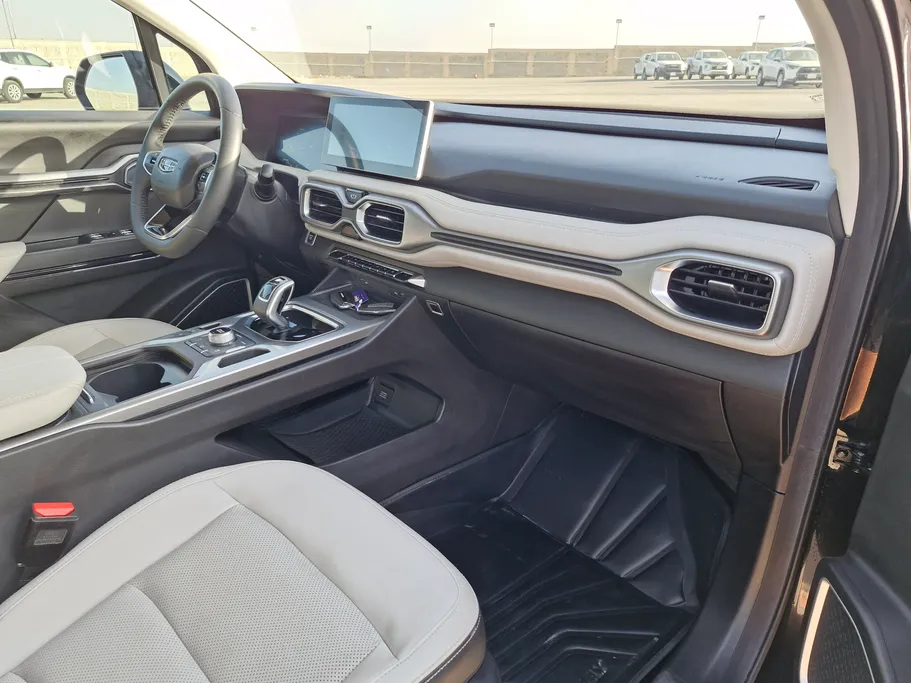 2022 Geely Okavango Full 