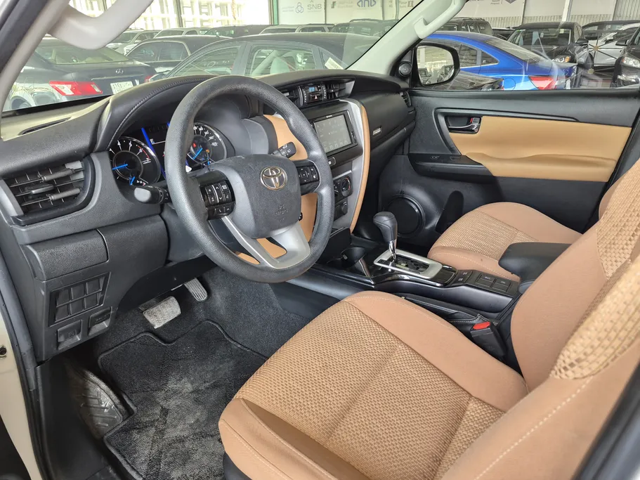 2020 Toyota Fortuner GX 