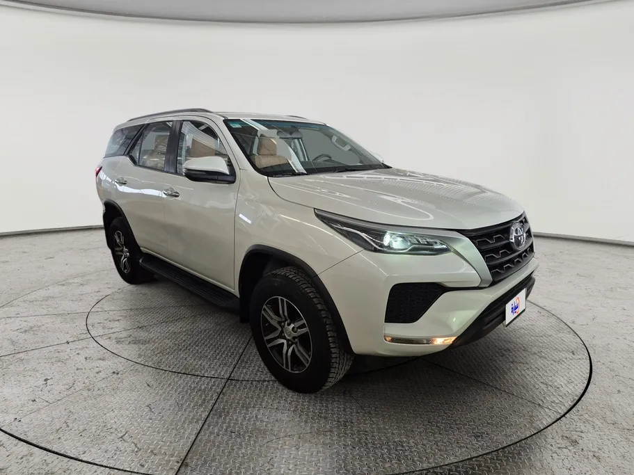 تويوتا فورتشنر GX 2022 