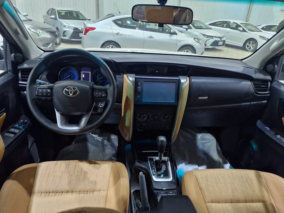 2022 Toyota Fortuner GX 
