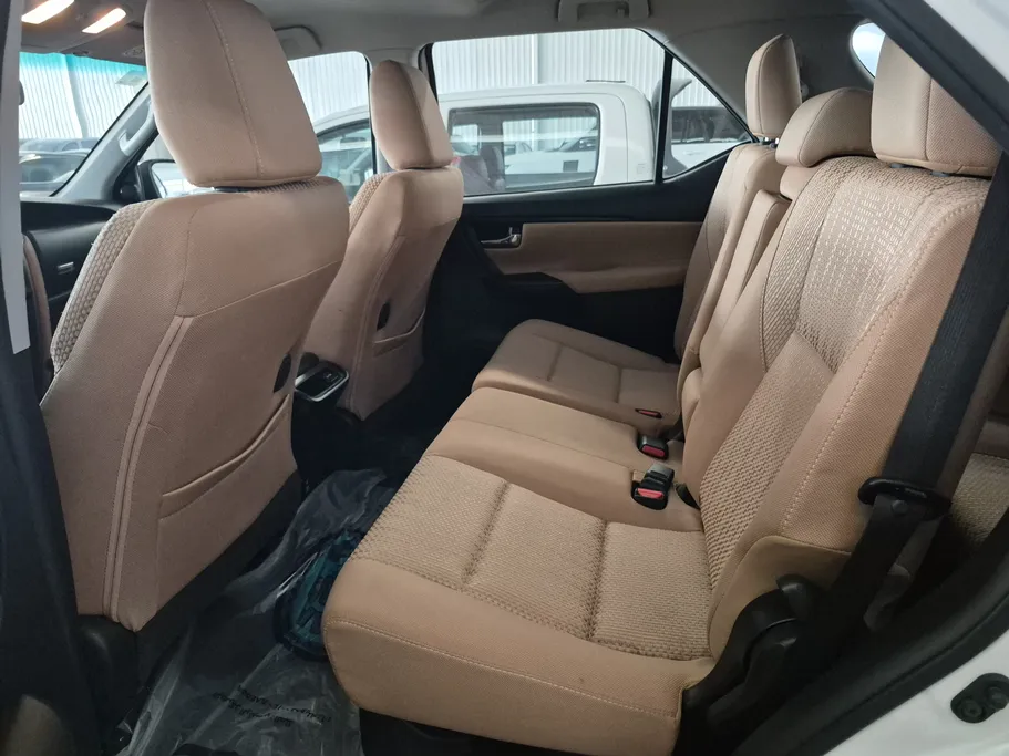 تويوتا فورتشنر GX 2022 