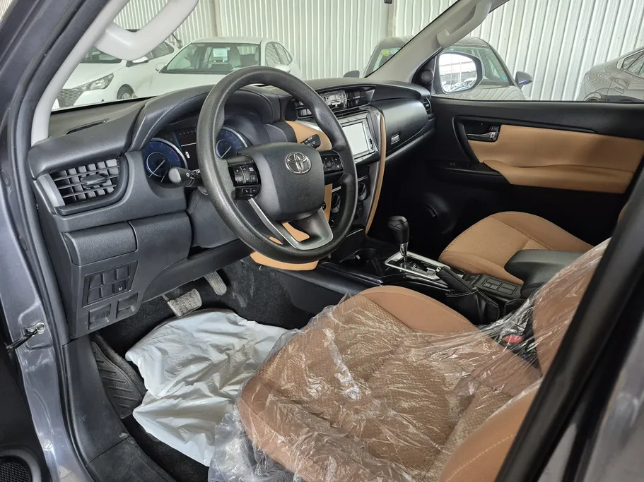 تويوتا فورتشنر GX 2021 