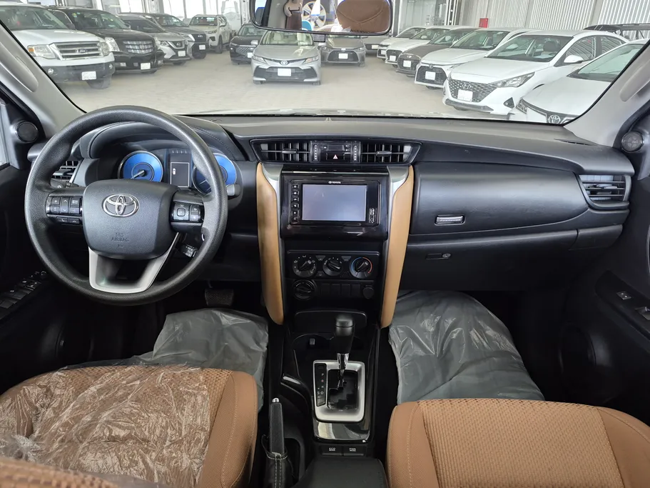 تويوتا فورتشنر GX 2021 