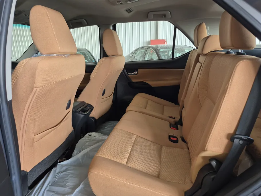 تويوتا فورتشنر GX 2021 