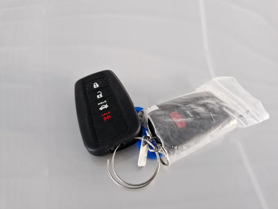 2024 Toyota Camry  GLE HEV  