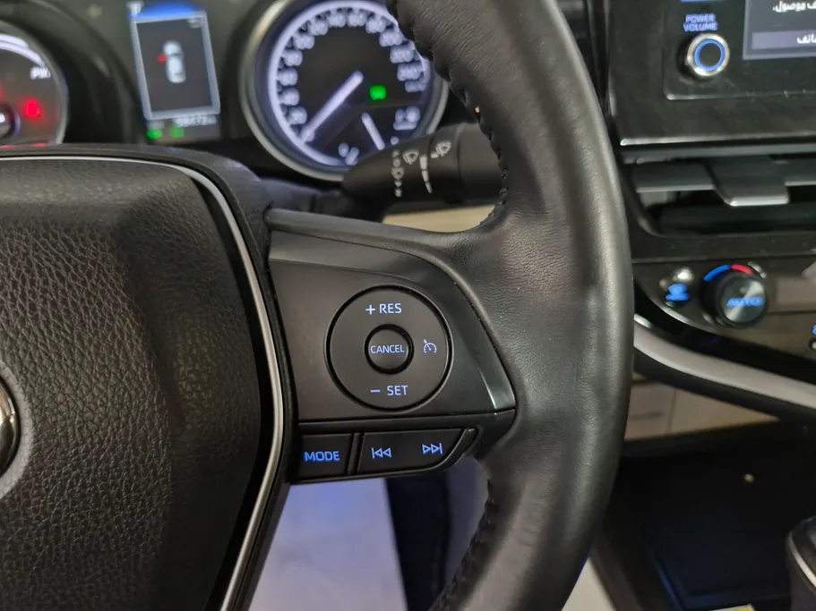 2024 Toyota Camry  GLE HEV  