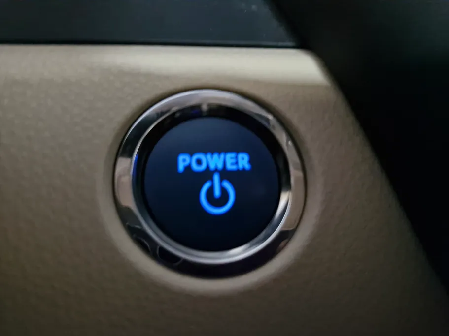 2024 Toyota Camry  GLE HEV  