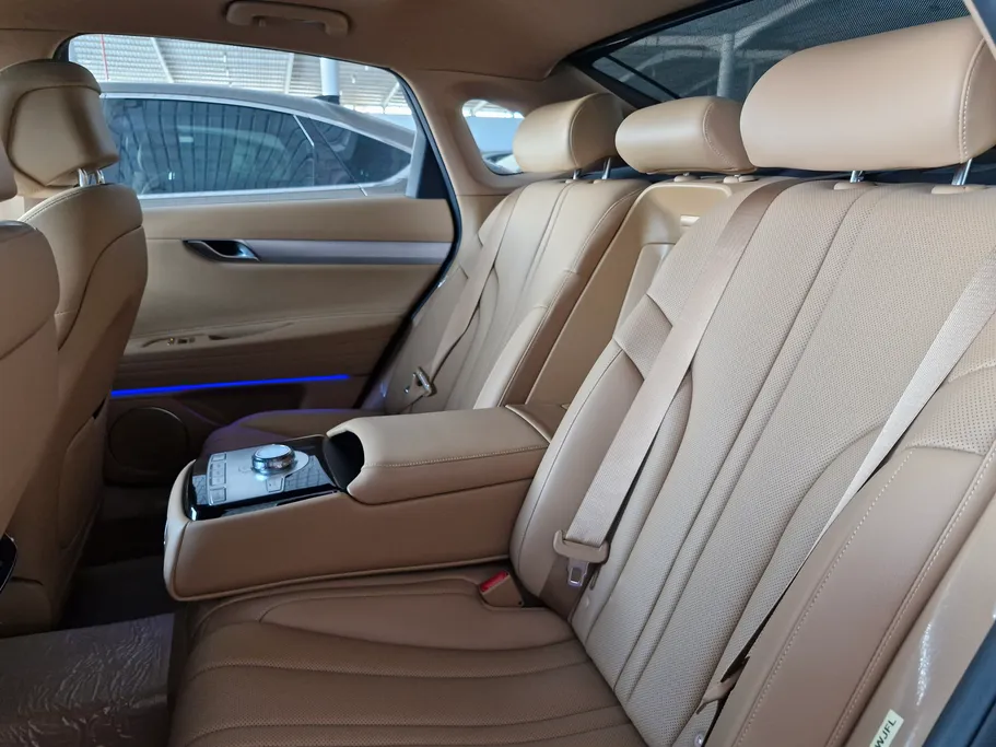 جينيسيس G80 PRESTIGE 2025 