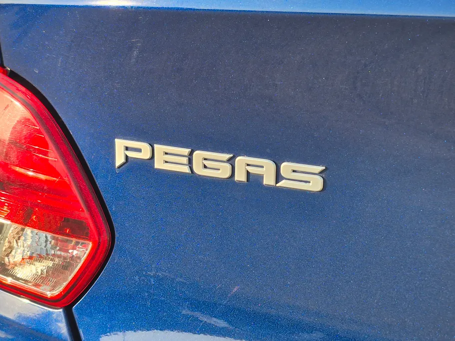 2023 Kia Pegas LX 