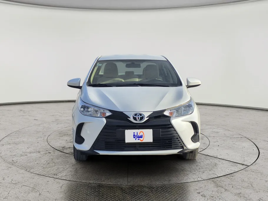 2021 Toyota Yaris  Y 