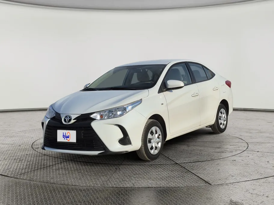 2021 Toyota Yaris  Y 