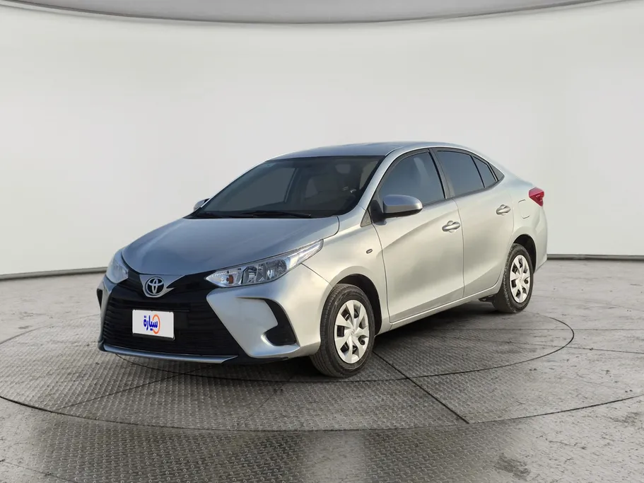 2022 Toyota Yaris  Y 
