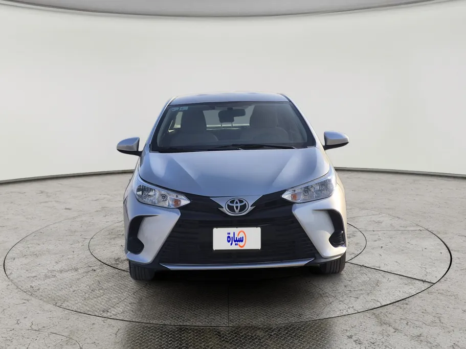2022 Toyota Yaris  Y 