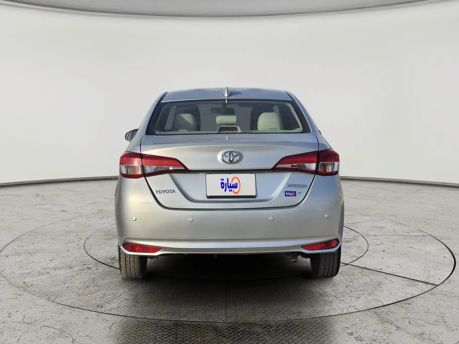 2022 Toyota Yaris  Y 