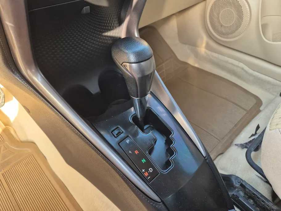 2022 Toyota Yaris  Y 