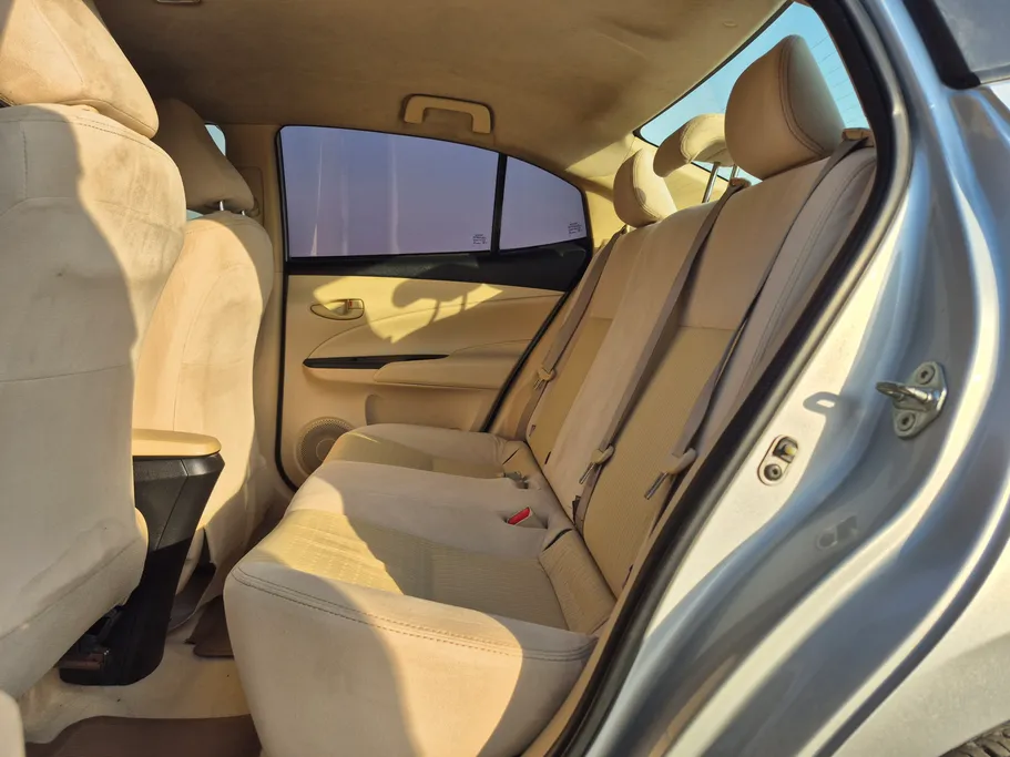 2022 Toyota Yaris  Y 