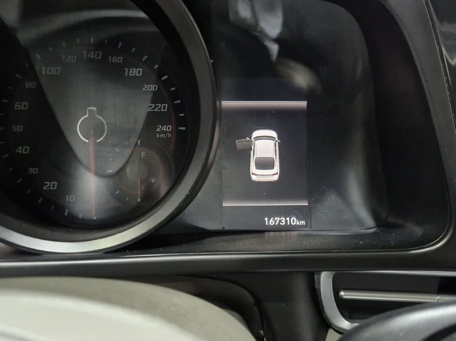 2022 Hyundai Elantra Smart 