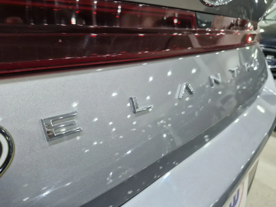 2022 Hyundai Elantra Smart 