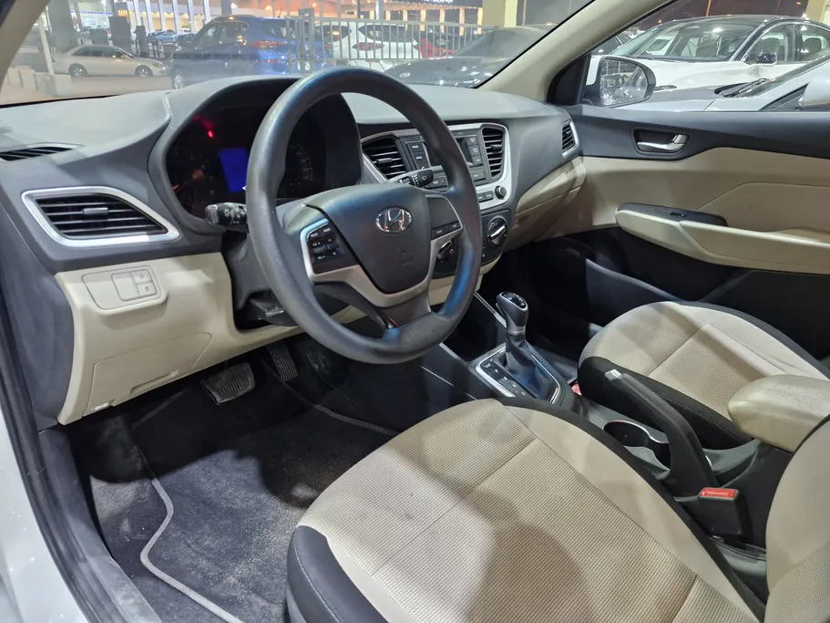 2023 Hyundai Accent Smart 