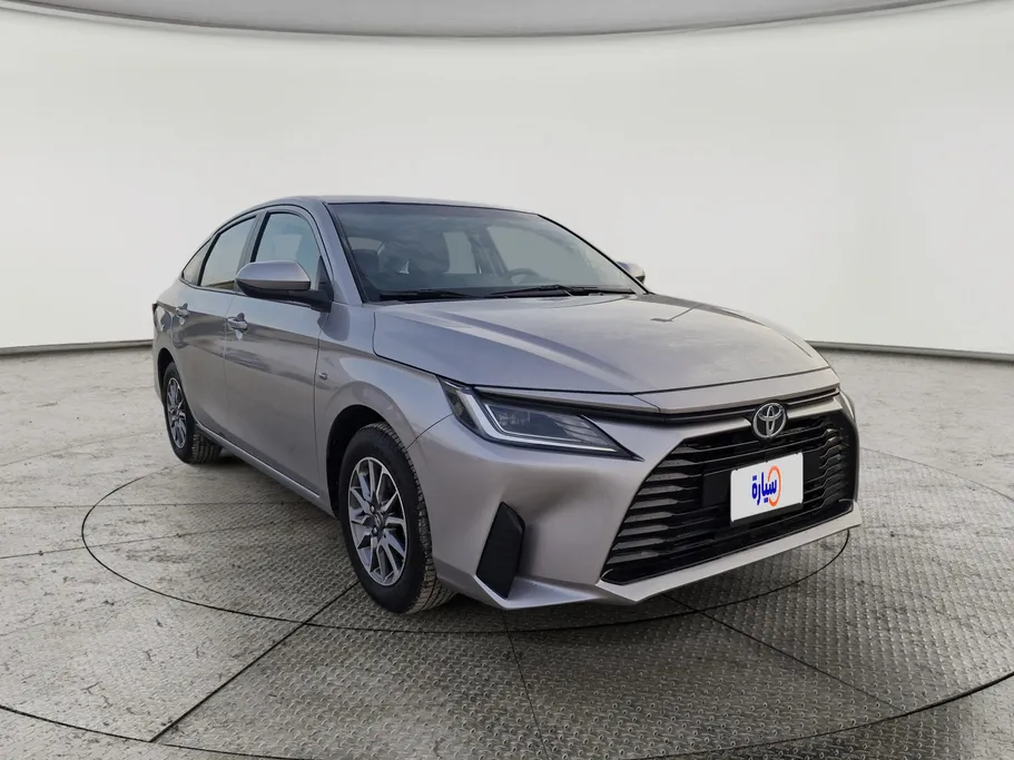 2023 Toyota Yaris  Y 