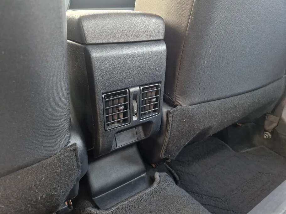 تويوتا يارس Y 2023 