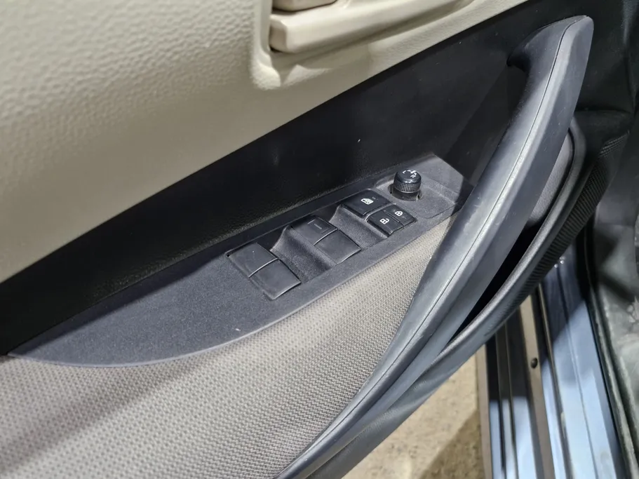 تويوتا كورولا XLI 2024 