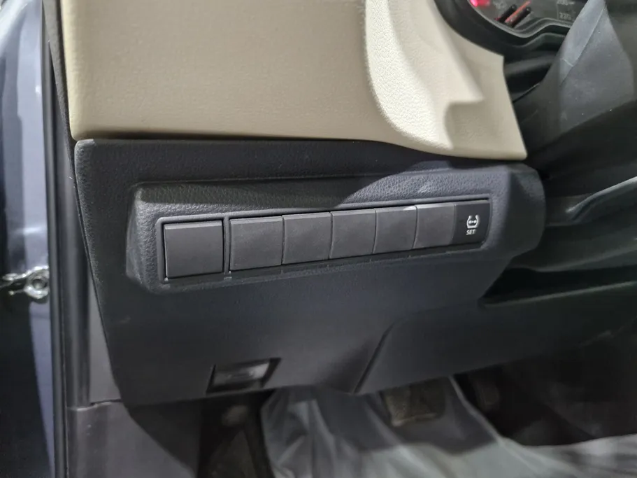 تويوتا كورولا XLI 2024 