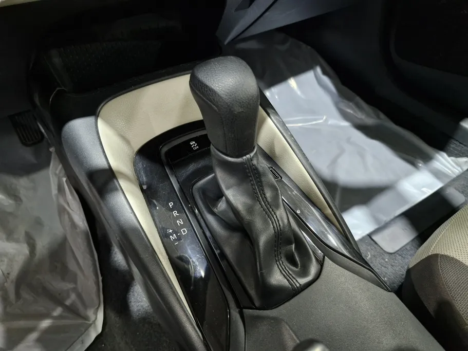 تويوتا كورولا XLI 2024 