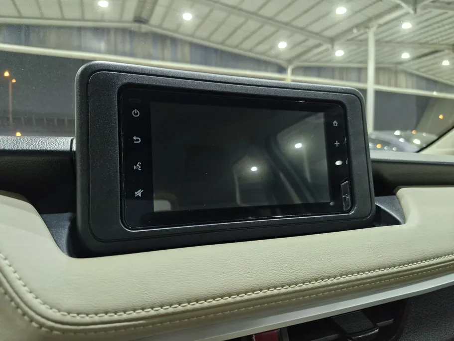 2023 Toyota Yaris  Y 