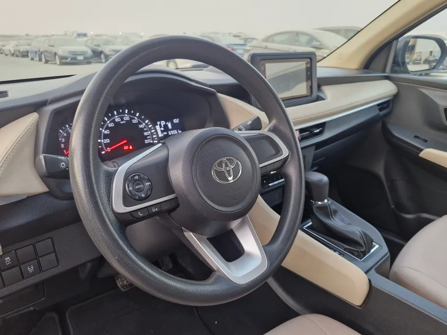 تويوتا يارس Y 2023 