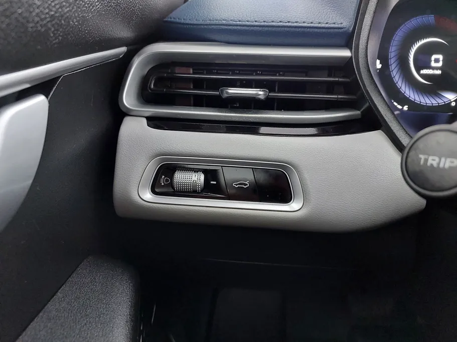 2023 Geely Emgrand GF 