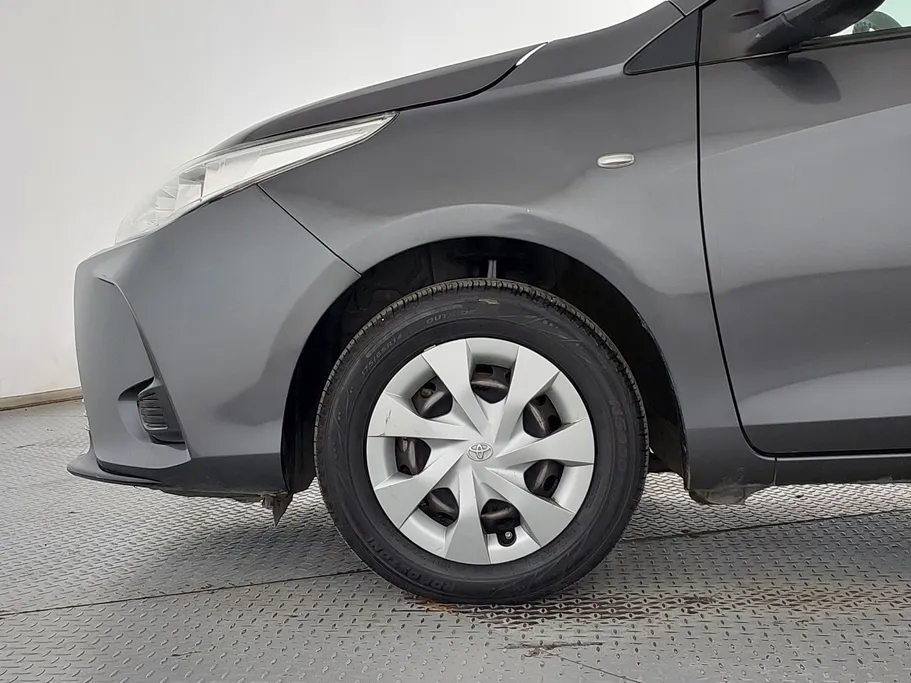 تويوتا يارس Y 2021 