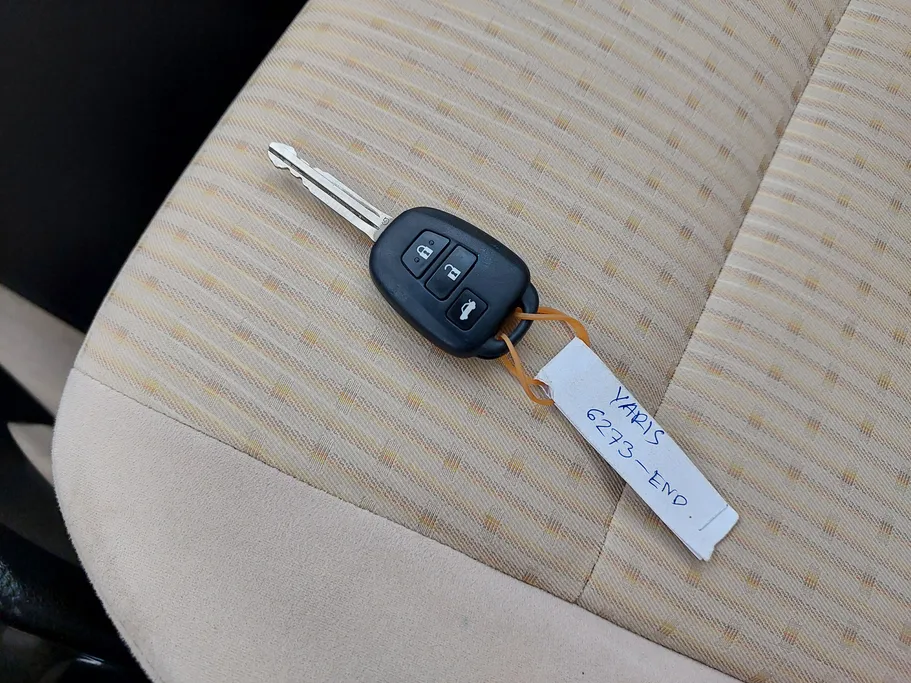 تويوتا يارس Y 2021 